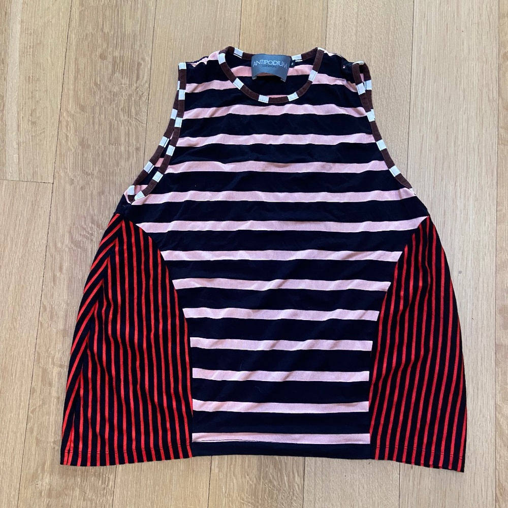Antipodium London Striped Sleeveless Top Size Small
